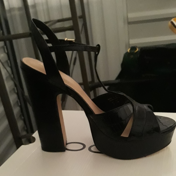 ALDO - Picture 2 of 2